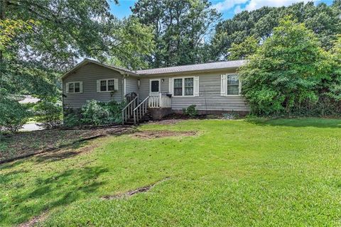 Photo of 233 Foothill Drive, Woodstock, GA 30188 (MLS # 7800425)