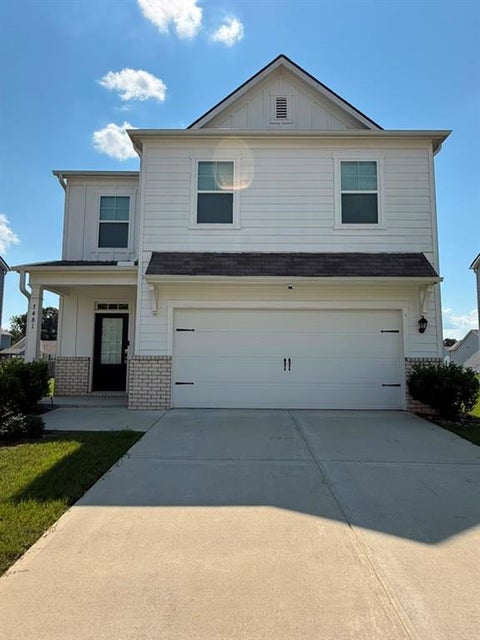 Homes For Sale - 7481 Hawk Tail Way<br/> Fairburn, GA 30213