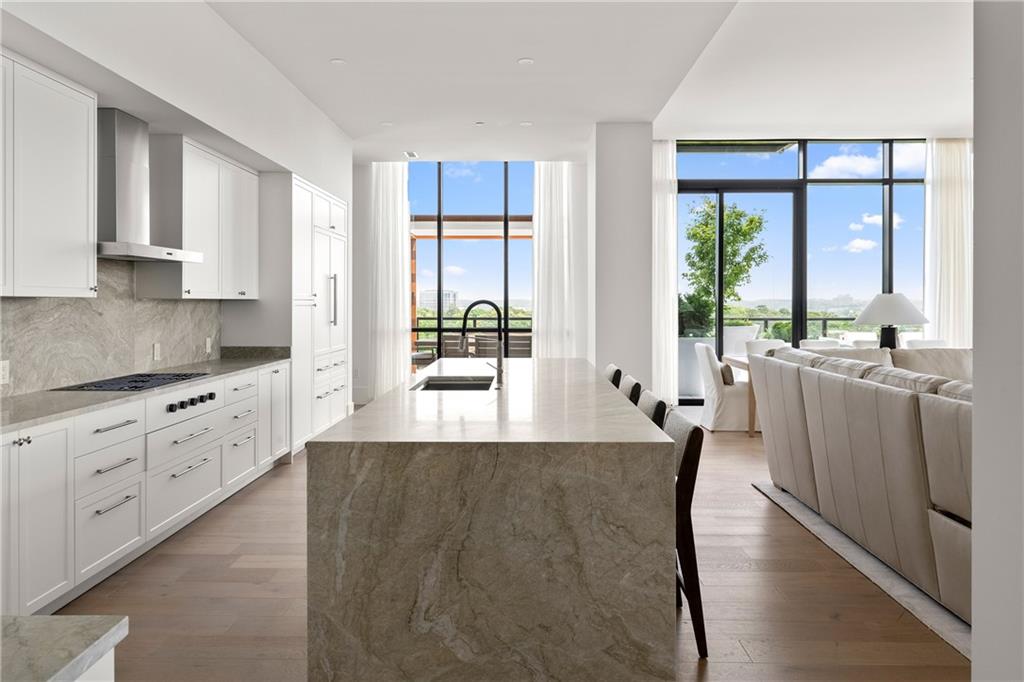 2425 Peachtree Road NE 1503
