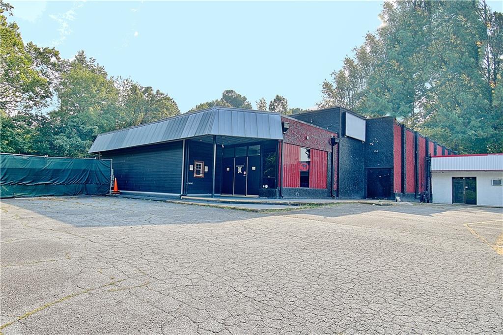 7716 N Main Street