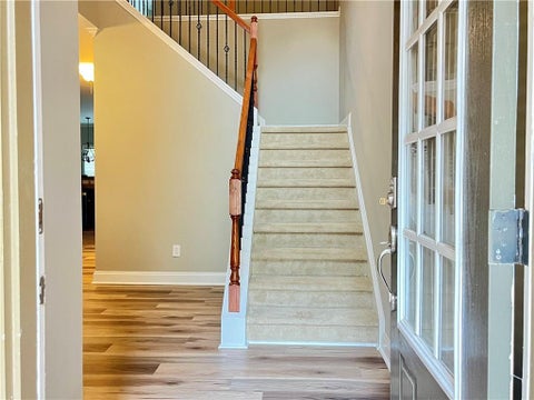 Townhouse For Rent - 300 Snowgoose Court<br/> Alpharetta, GA 30022