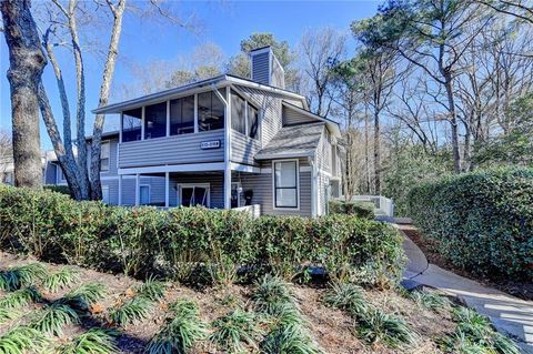 Condo For Sale - 516 Wynnes Ridge Circle #516<br/> Marietta, GA 30067