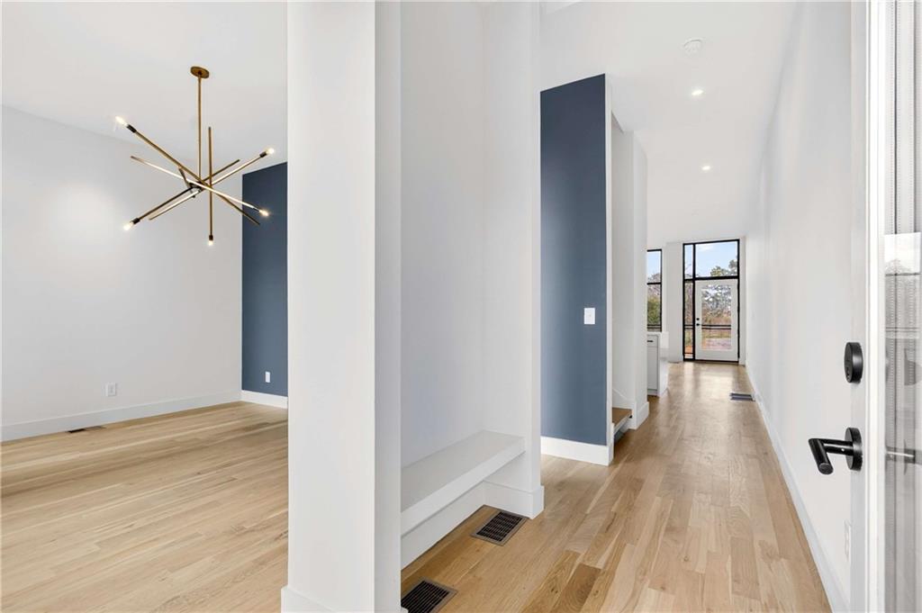 816 Berne Street SE 4