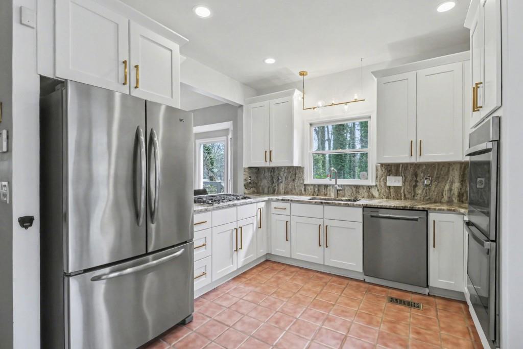 3793 Market Crescent