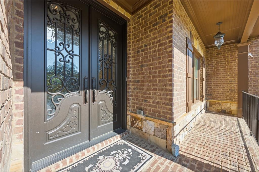 605 Settles Brook Court