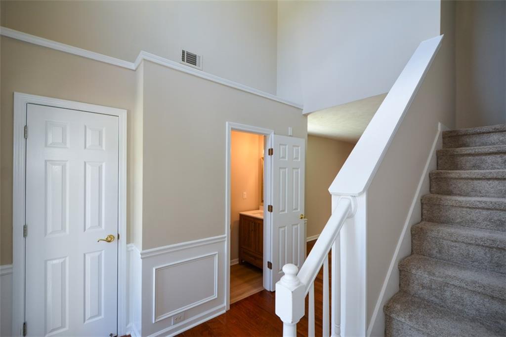 1045 Winthrope Chase Drive