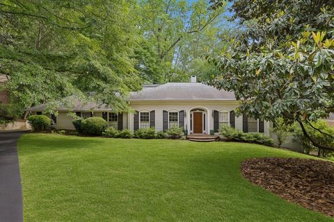 Photo of 4659 Tall Pines Drive NW, Atlanta, GA 30327 (MLS # 7765939)