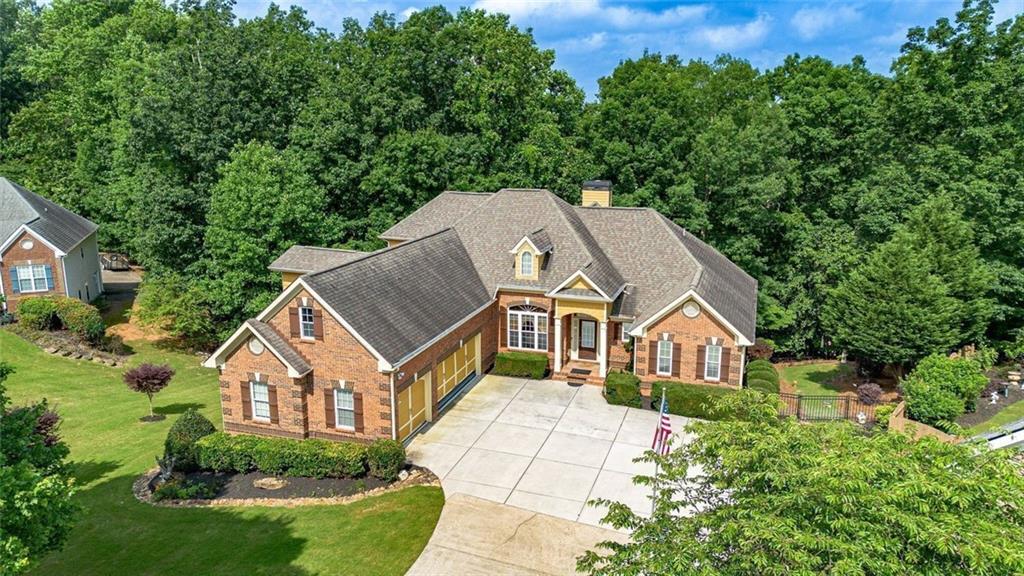 3498 Hickory Lake Drive