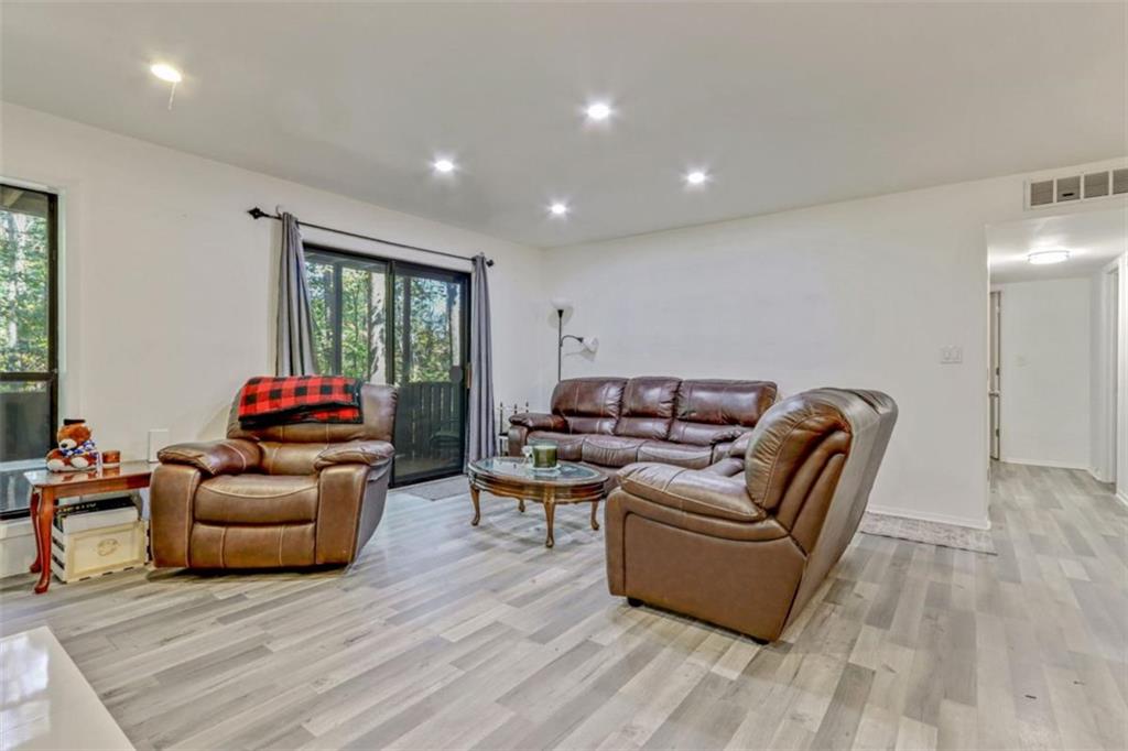 205 Woodcliff Drive 205