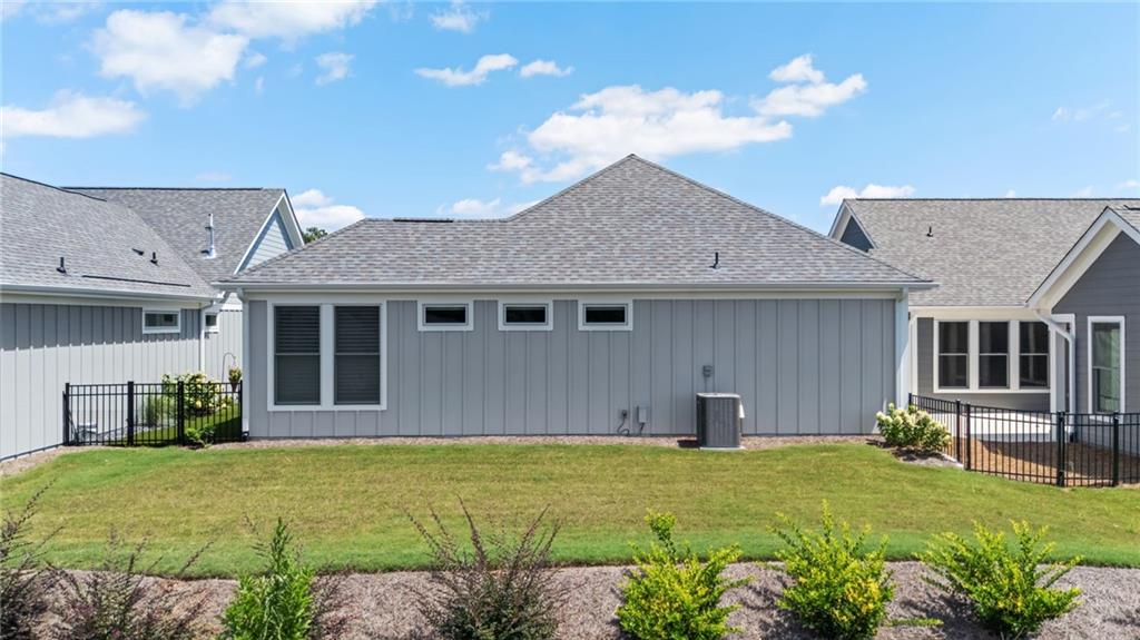 3337 Fishpond Circle