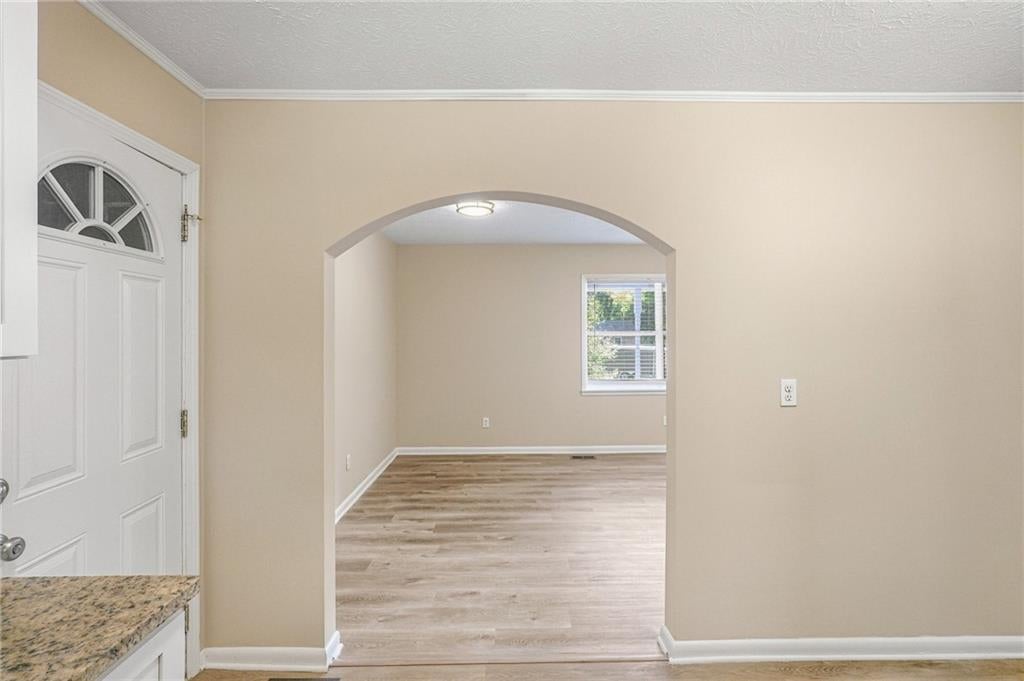 4560 Birch Ridge Trail