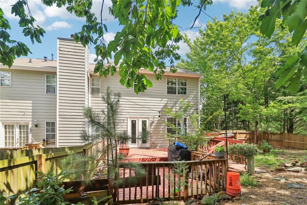BARNES MILL LAKE - Residential