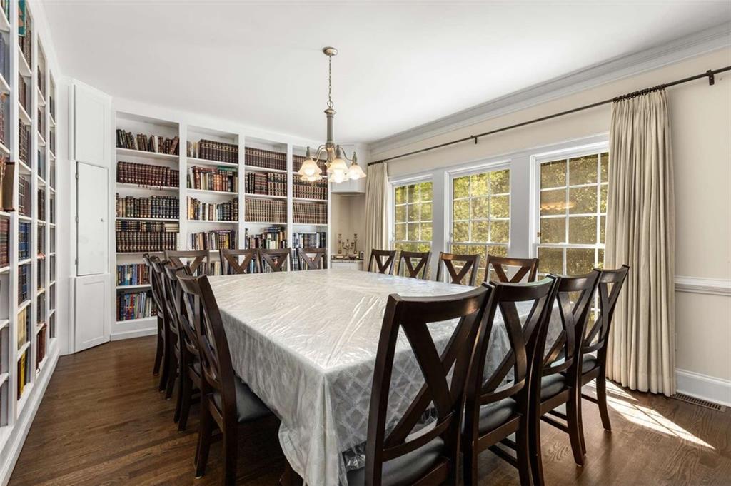 1020 Burton Drive, Atlanta, Georgia image 10