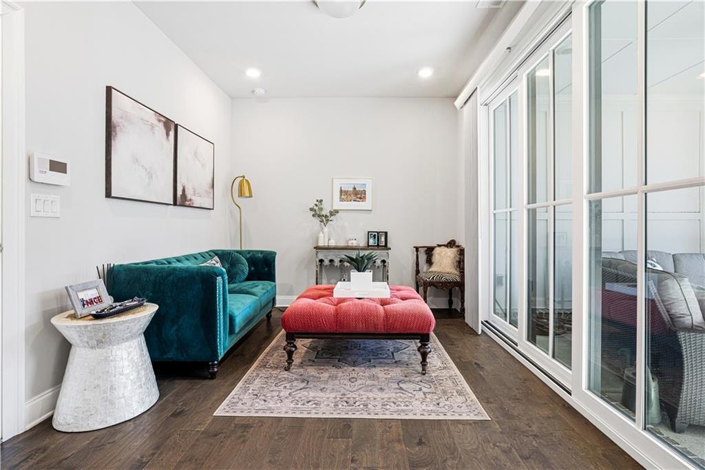 1829 La Dawn Lane NW