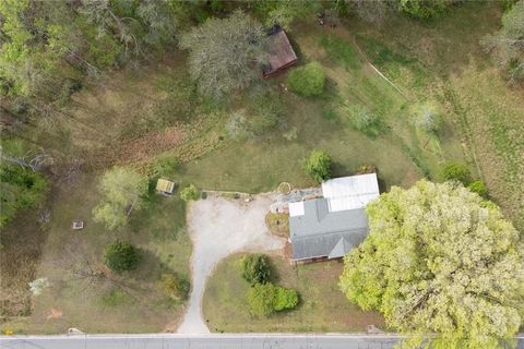 2704 County Line Road NW Acworth GA 30101