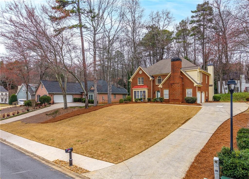 974 Laurel Springs Lane SW