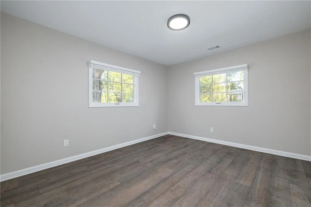 Atlanta, Georgia 30310, United States, 3 Bedrooms Bedrooms, ,2 BathroomsBathrooms,Residential,Active,144372