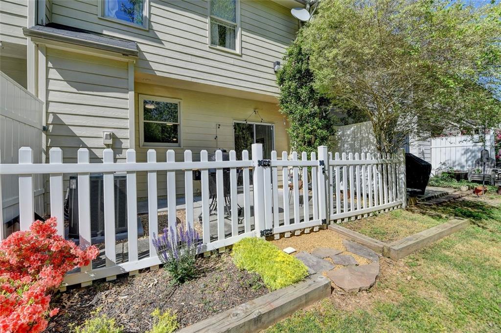 1213 Harris Commons Place Pl, Roswell, Georgia image 38