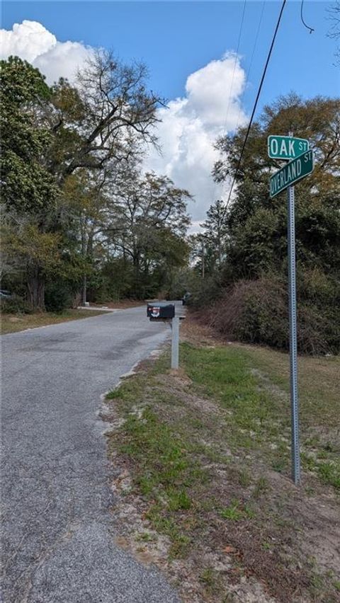 12 overland Street Statesboro GA 30458