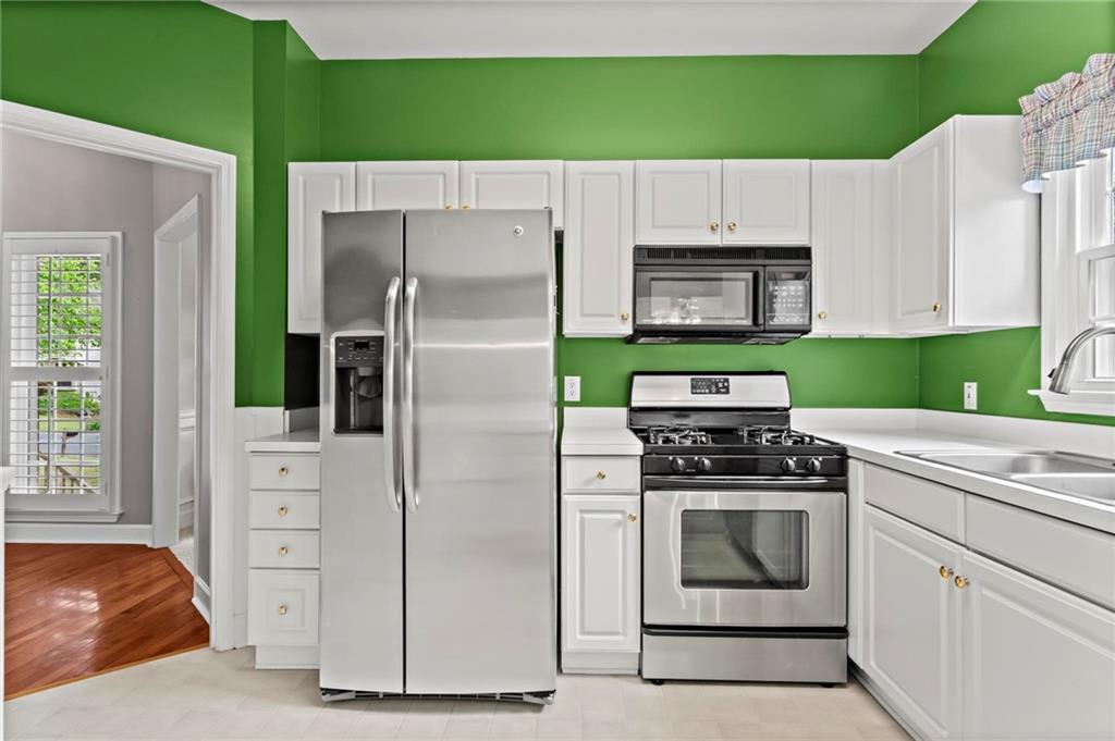 1145 Cool Springs Drive, Kennesaw, Georgia image 9