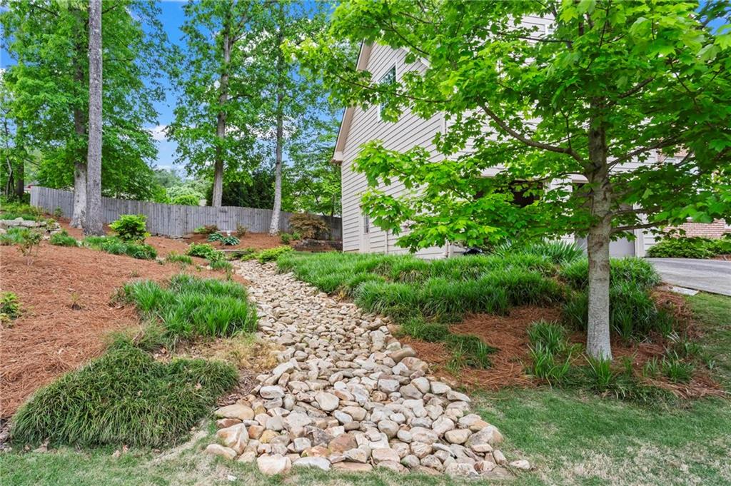 1145 Cool Springs Drive, Kennesaw, Georgia image 30
