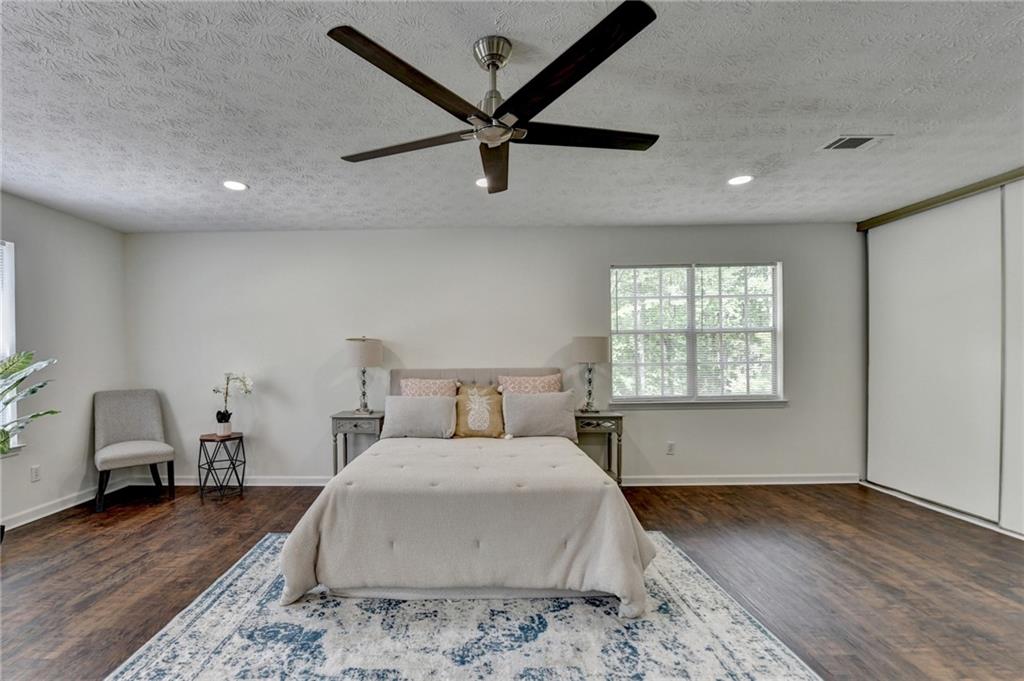 655 Barrington Way, Roswell, Georgia image 38