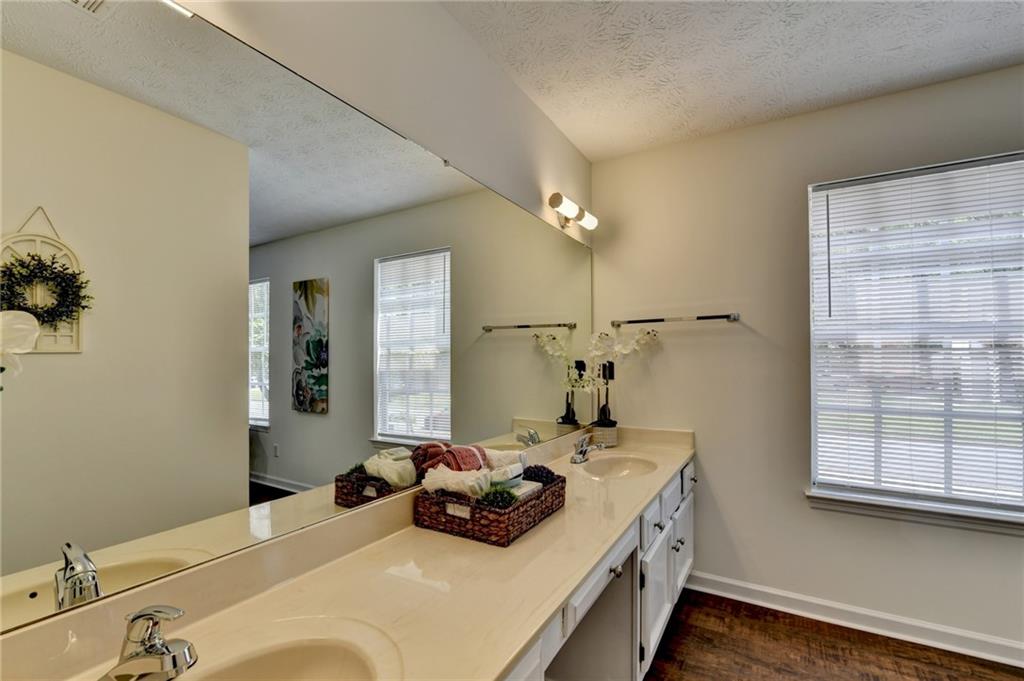655 Barrington Way, Roswell, Georgia image 43