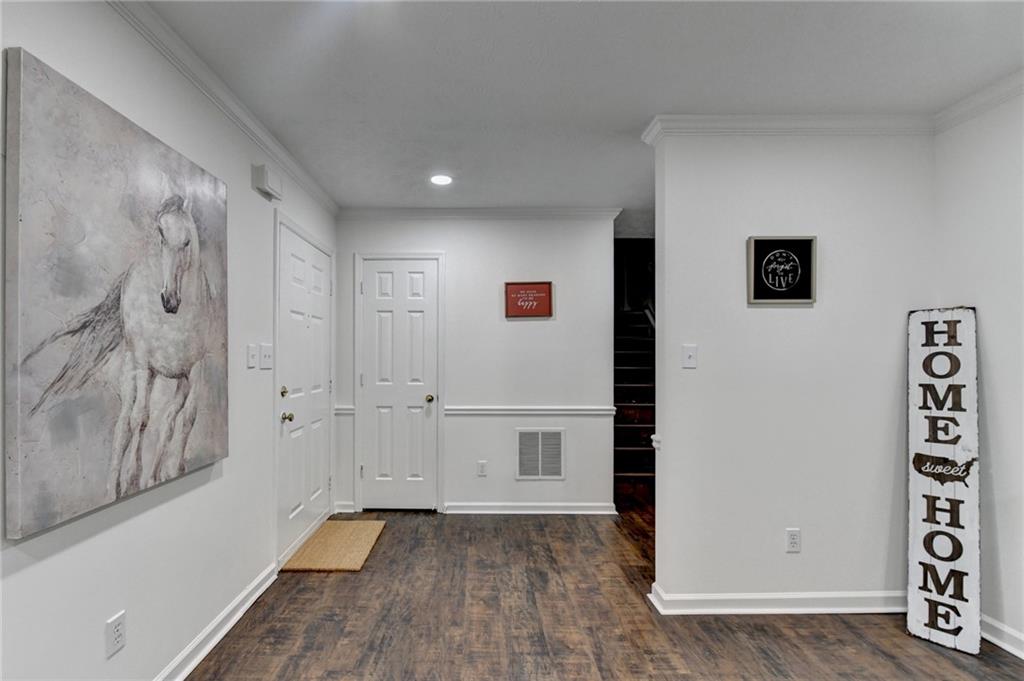 655 Barrington Way, Roswell, Georgia image 14