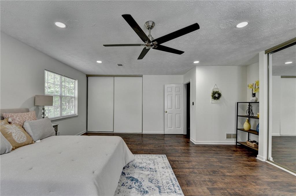 655 Barrington Way, Roswell, Georgia image 41