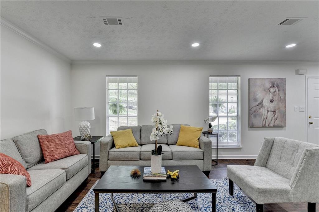 655 Barrington Way, Roswell, Georgia image 12