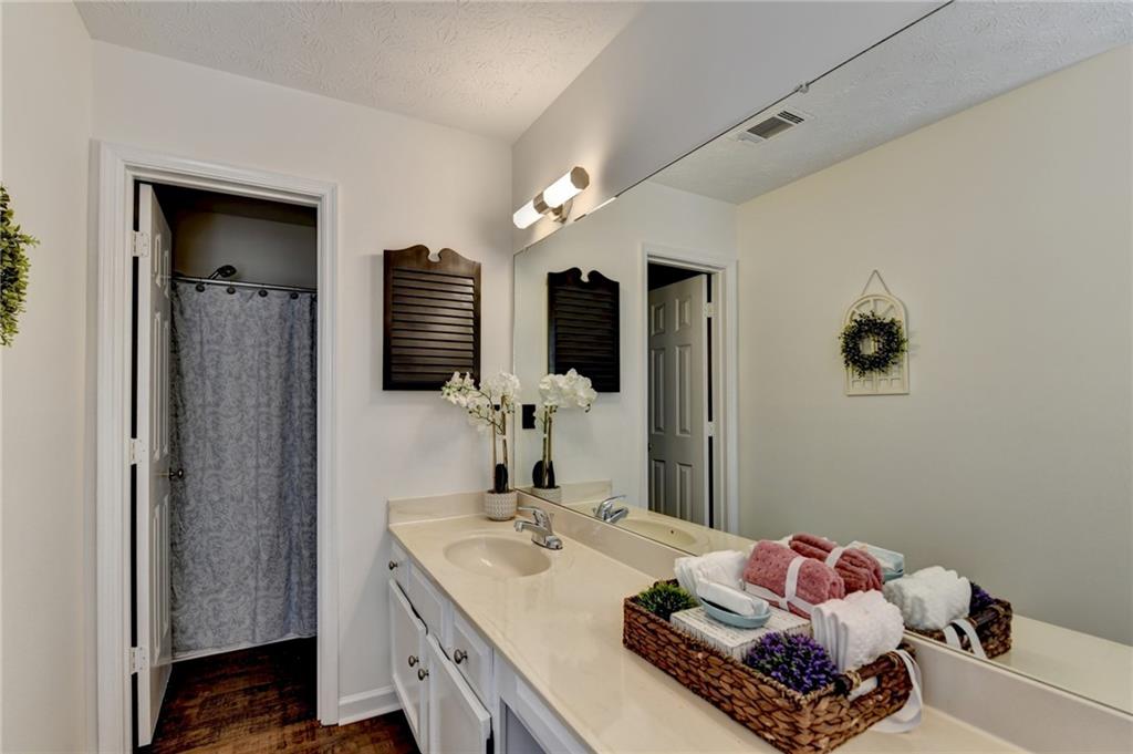 655 Barrington Way, Roswell, Georgia image 45