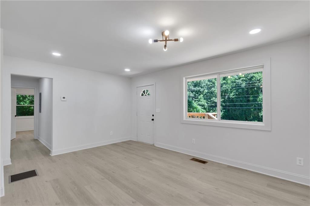 4443 Flat Shoals Pkwy