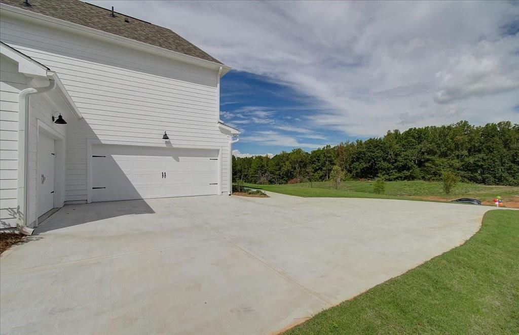 302 Evie Lane