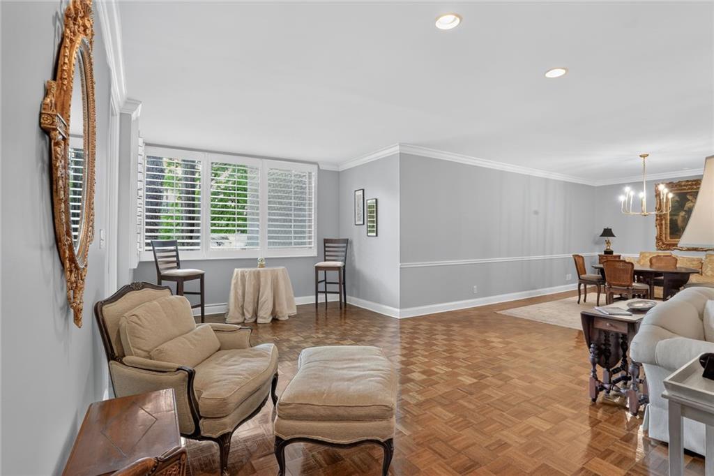 2734 Peachtree Road NW A201
