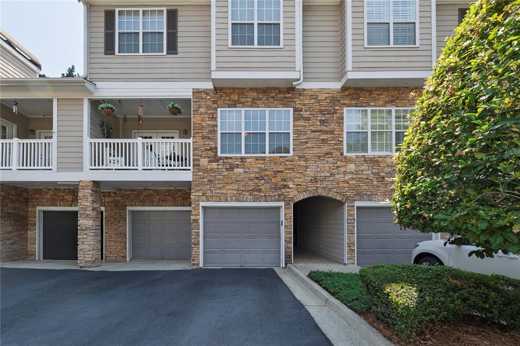 207 The Crossings Lane