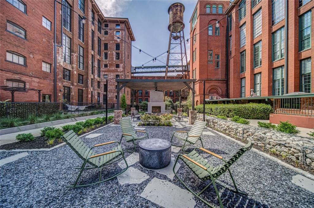 170 BOULEVARD SE E117