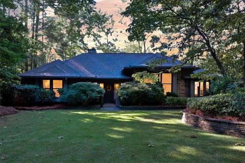 402 Somerset Close SE Marietta GA 30067