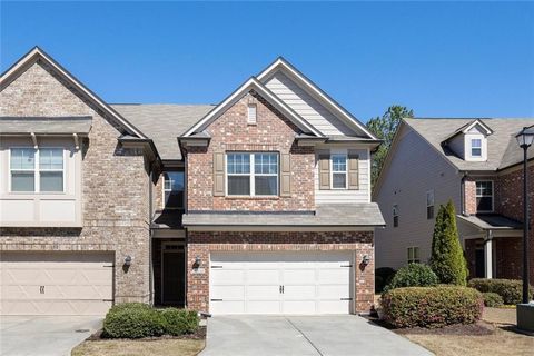 Townhouse For Sale - 8320 Village Place<br/> Suwanee, GA 30024