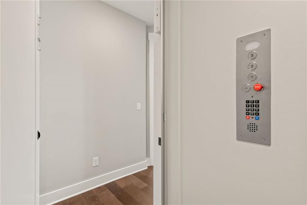 South on Main - Residential