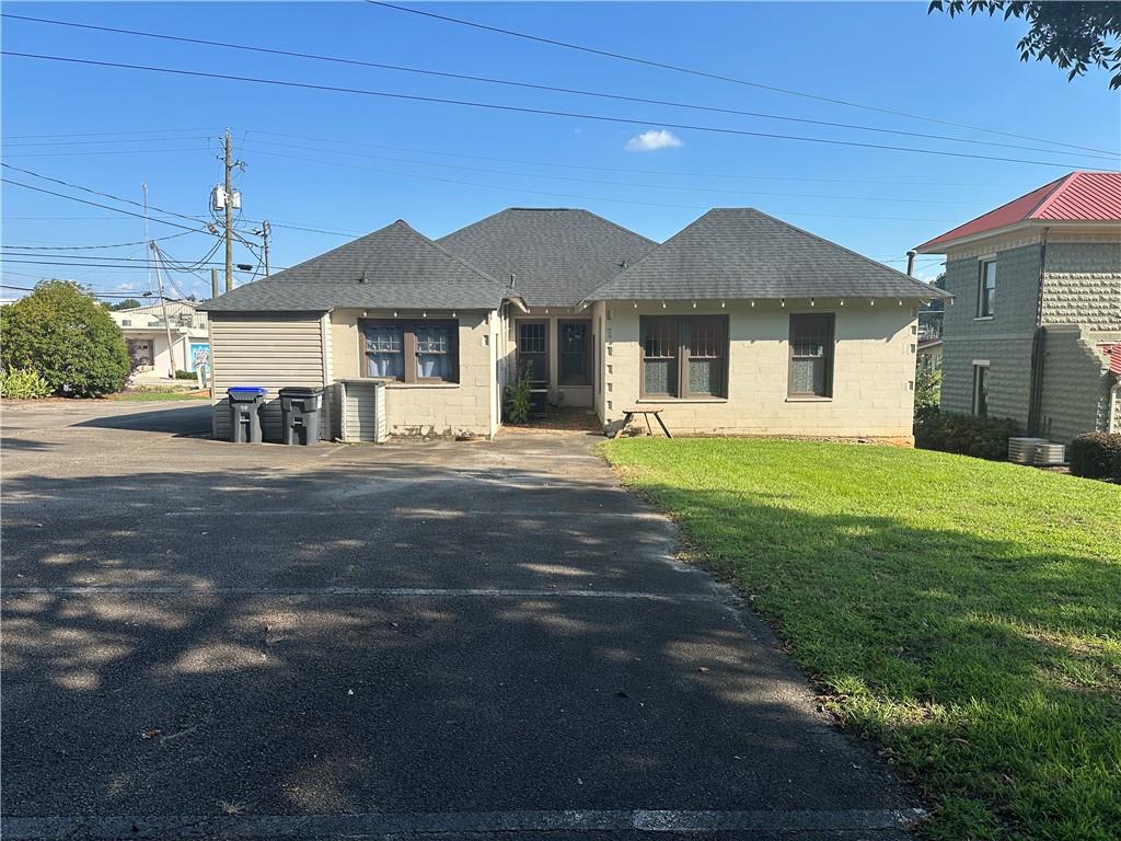 62 Lee Street