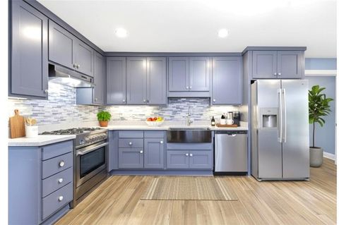 Homes For Sale - 171 Ne Broad Street<br/> Fairburn, GA 30213