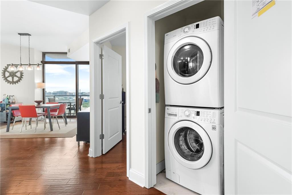 270 17th Street NW 1413