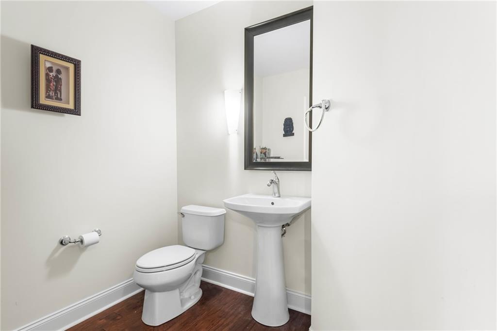 270 17th Street NW 1413