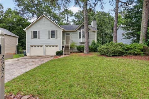 Homes For Rent - 2562 Kennesaw Springs Court<br/> Kennesaw, GA 30144
