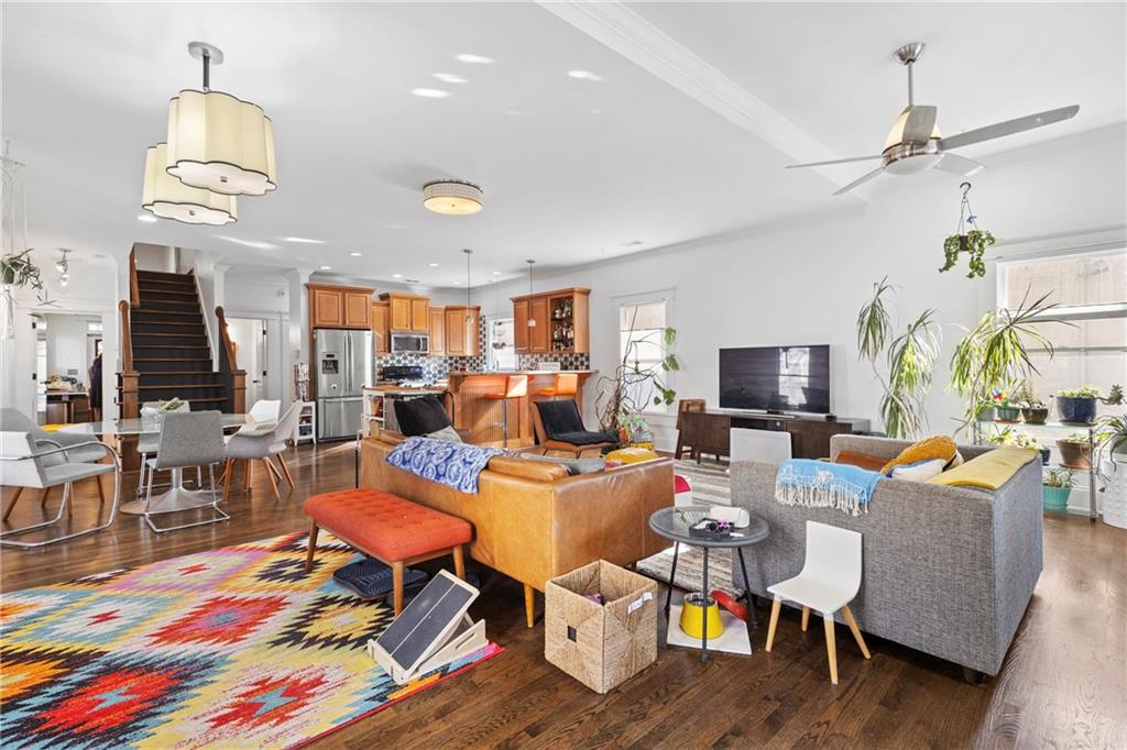 172 Estoria Street SE