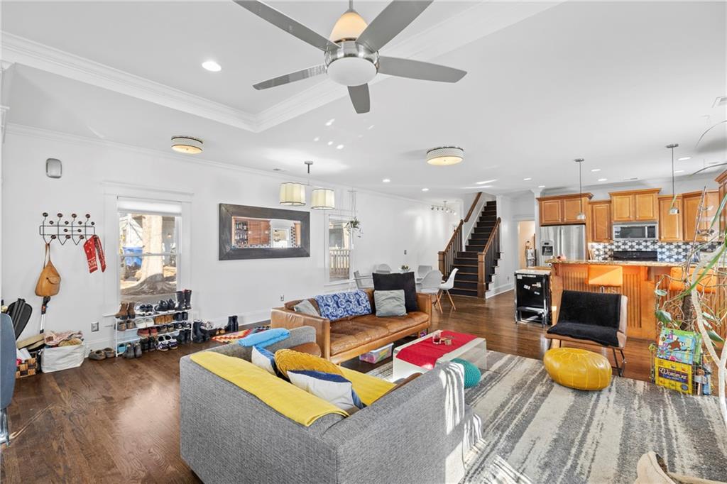 172 Estoria Street SE