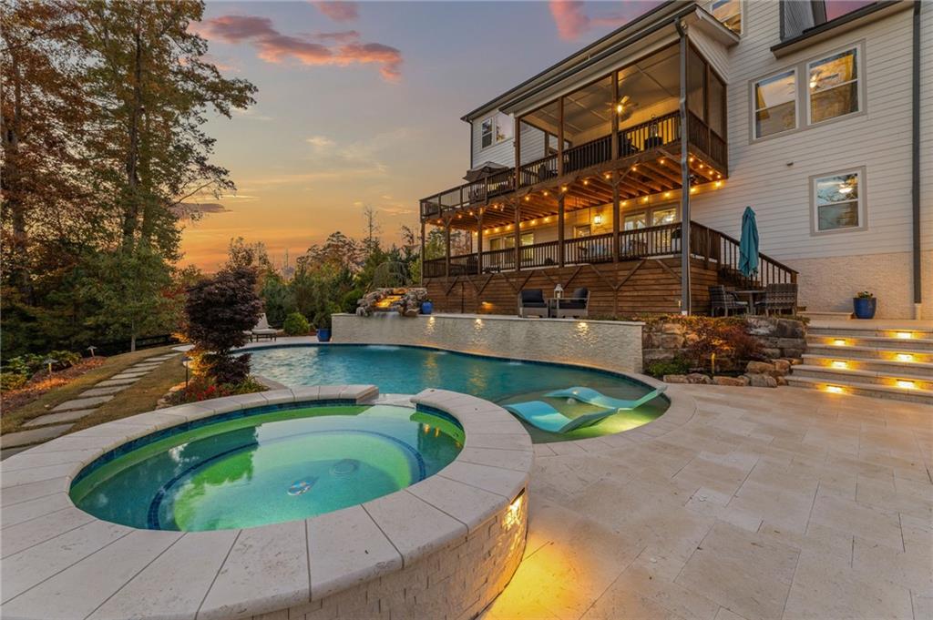 Grand Reserve - Residential