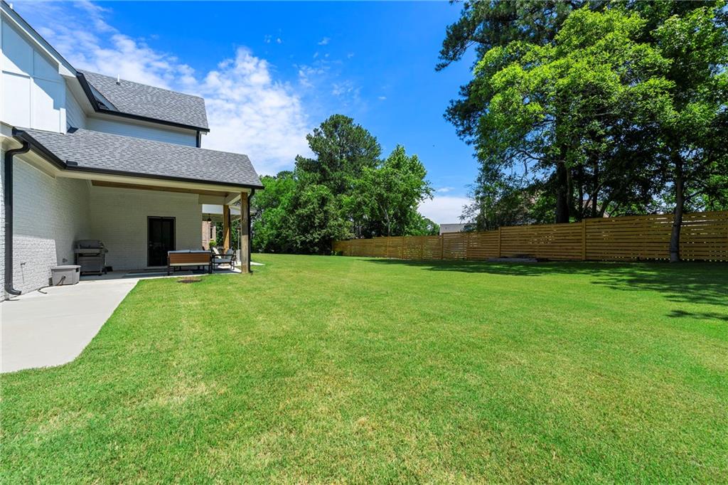 3315 Bold Springs