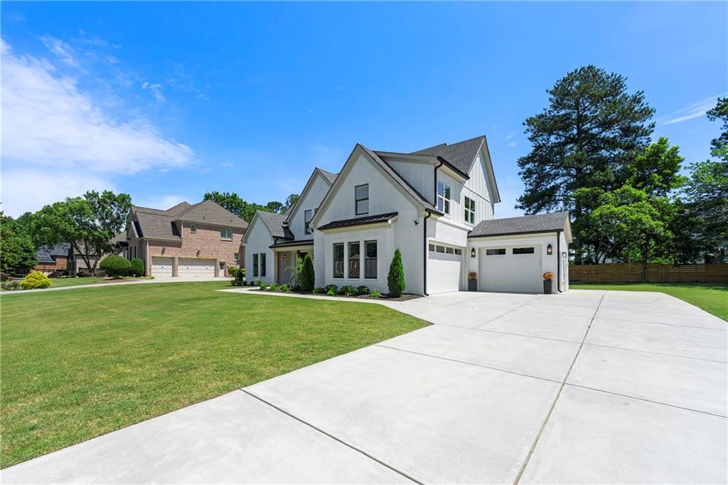 3315 Bold Springs
