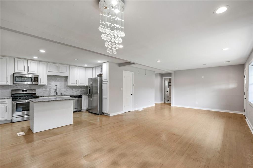 3207 Bobbie Lane
